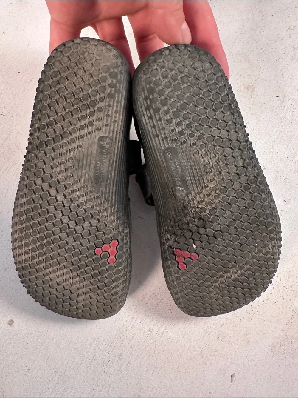 Vivo Barefoot Black Kids Mary Jane Hook-and-Loop Shoes